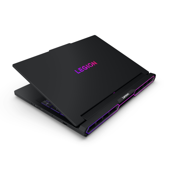Laptop Lenovo Legion Pro 7 16IA 83F5004JPB